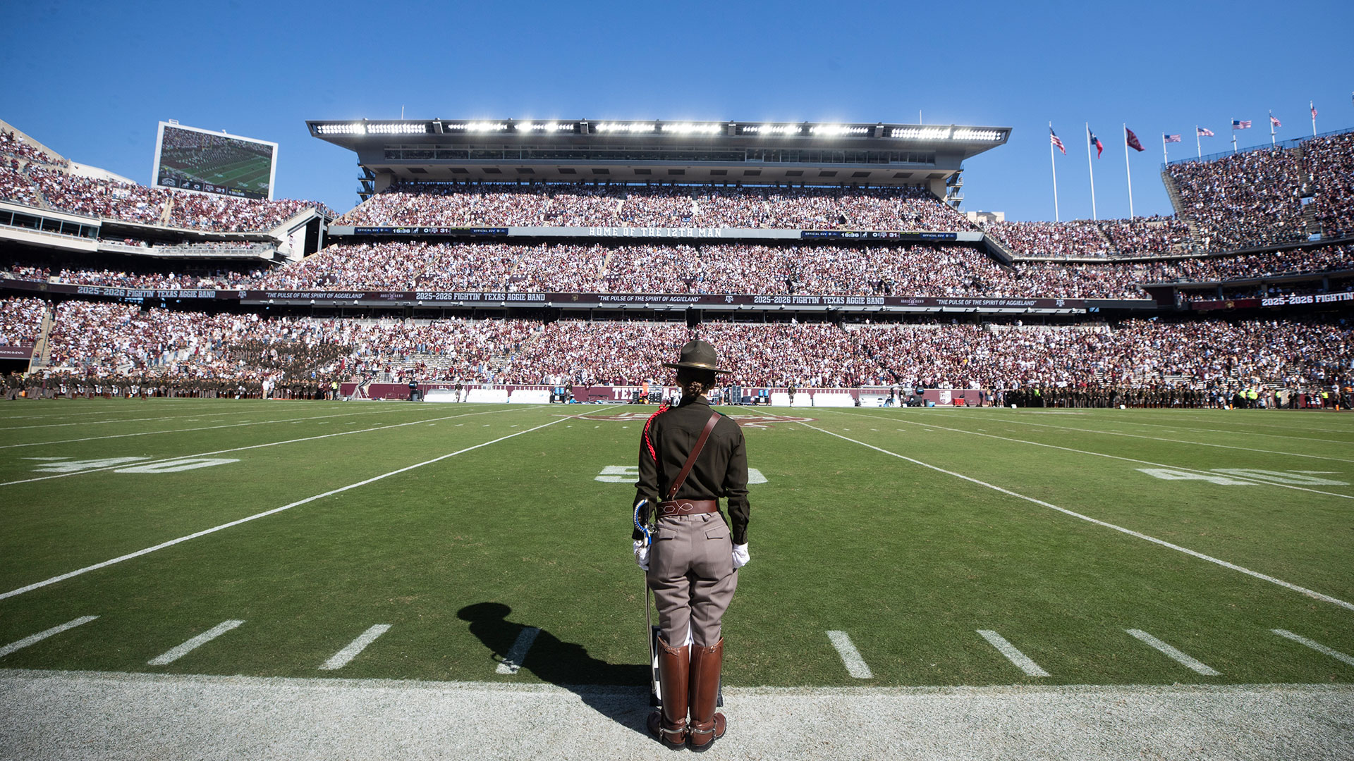 12thMan Memories: Halftime Field Pass