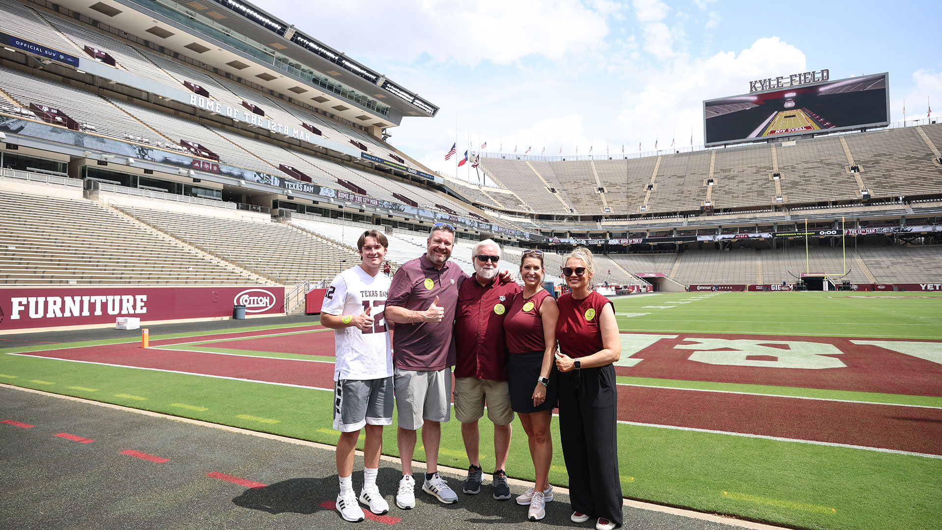 12thMan Memories: Family Photo on the 50-Yard Line